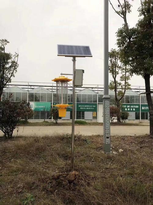 太阳能频振式杀虫灯